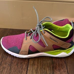 Merrell Sneakers!  SO CUTE!  Size 9